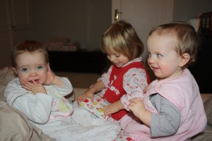 Twins with there big sister 