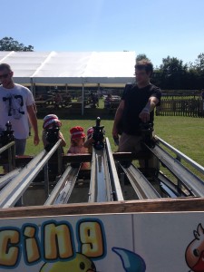 Duck racing 
