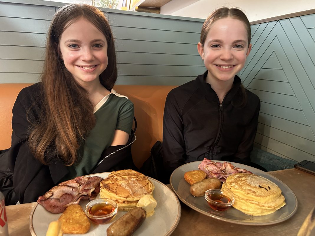 Kids eat free
