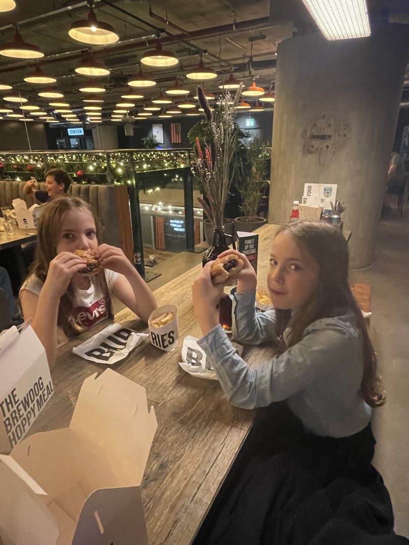 Kids eat free